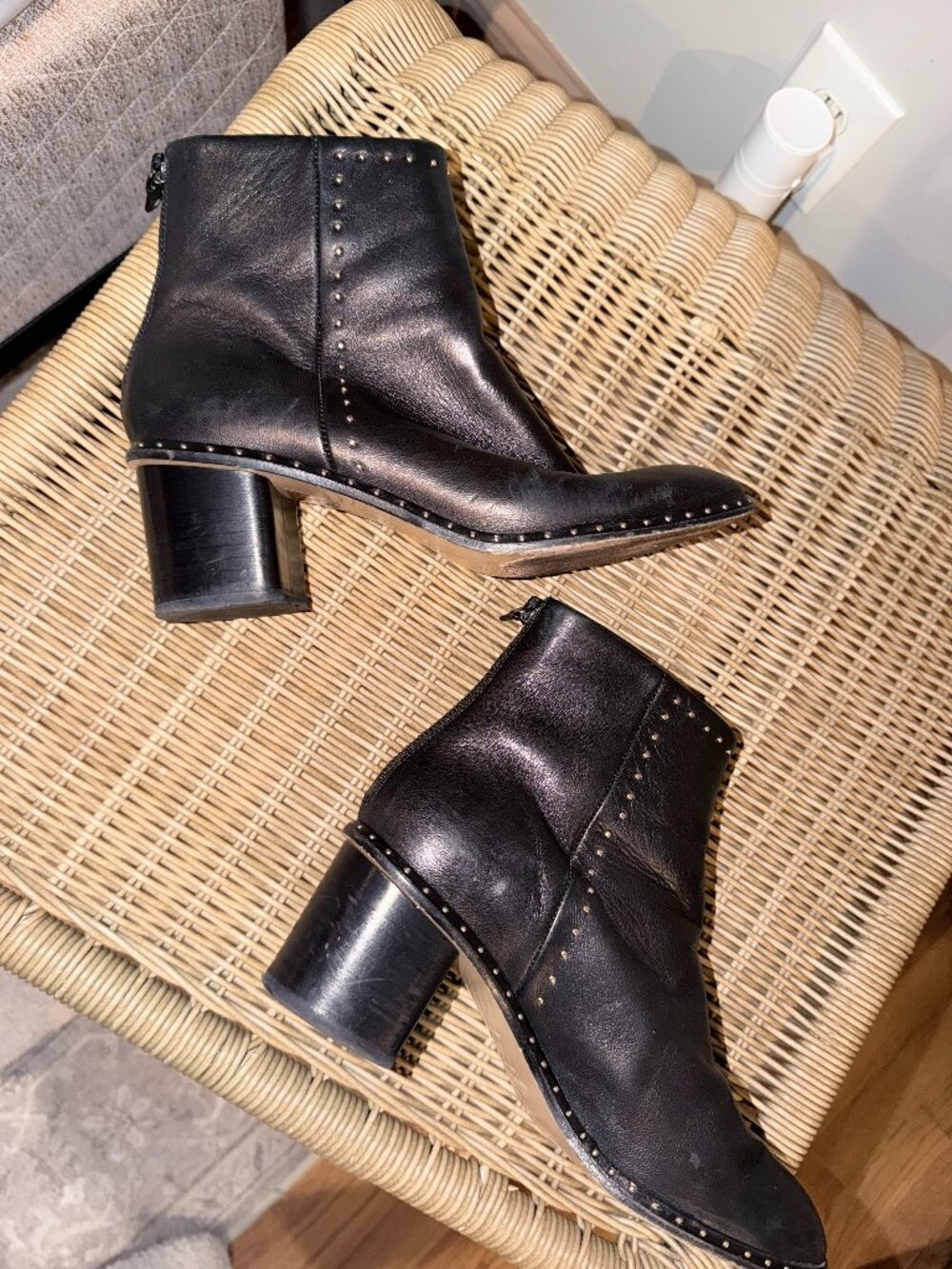 Rag & Bone Willow Studded Leather Ankle Boots Black 37